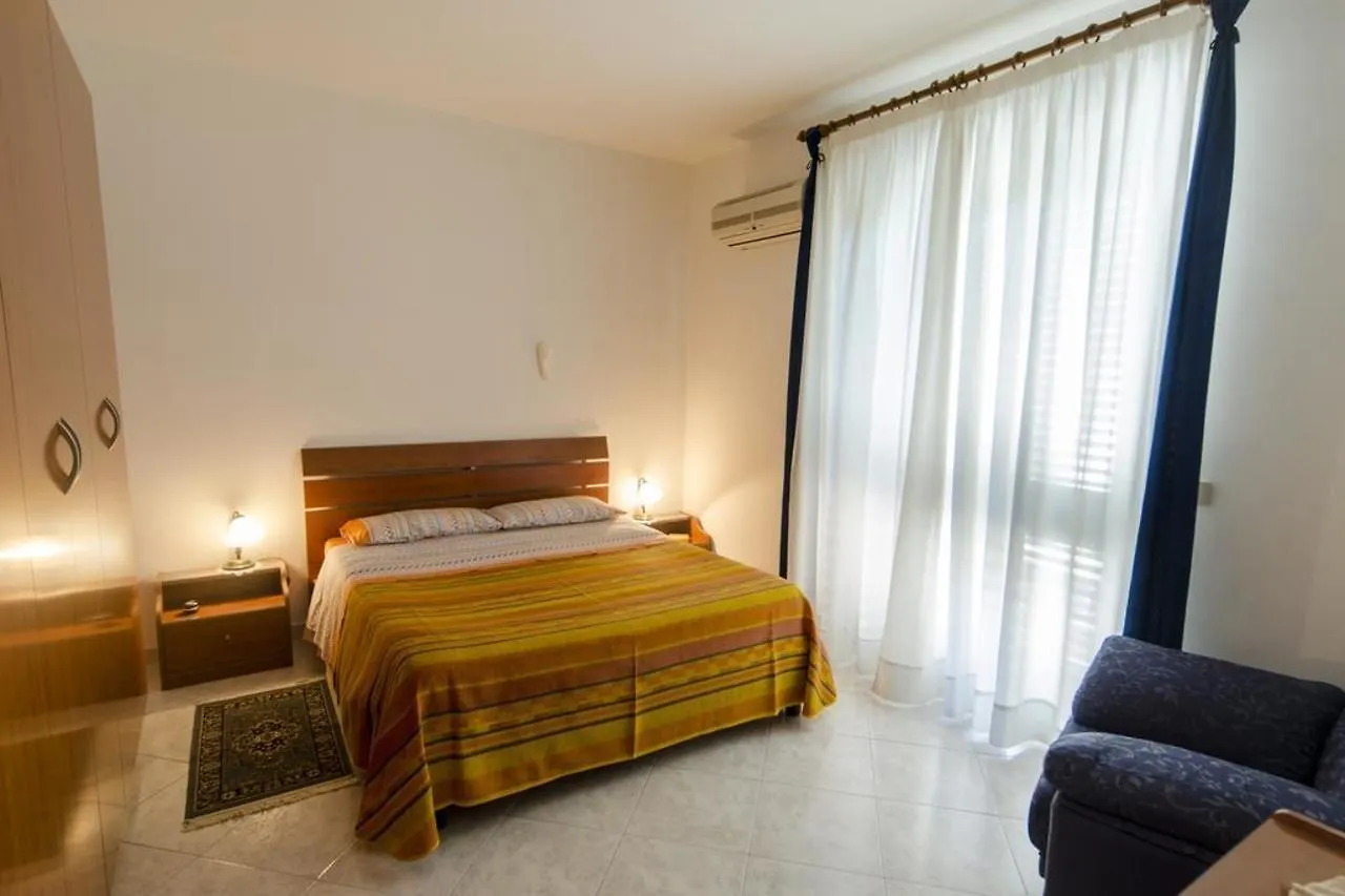 Residence Acquamarina Stazzo