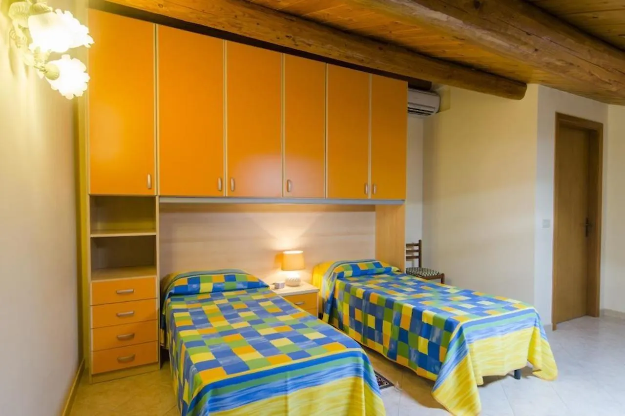 Residence Acquamarina Stazzo Italy