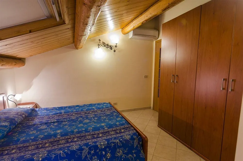 Residence Acquamarina Stazzo Apartment