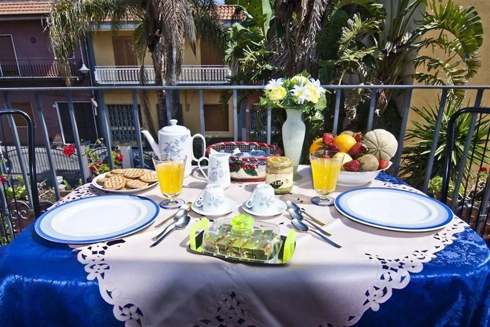 Residence Acquamarina Stazzo 0*,